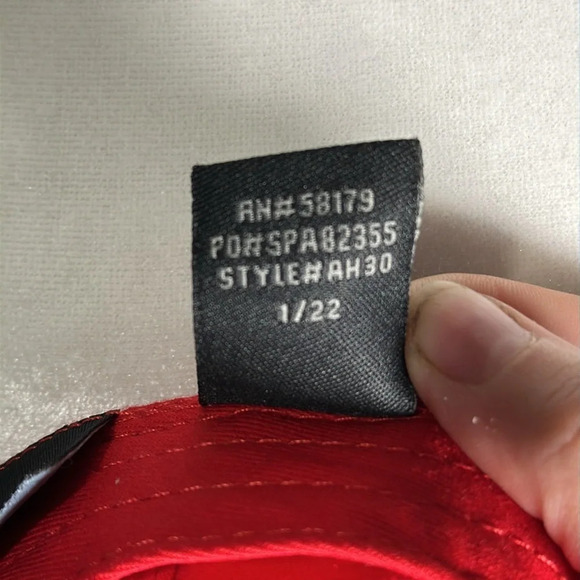 adult size Lightning McQueen 95 ⚡️ embroidered adjustable baseball hat - Picture 6 of 6